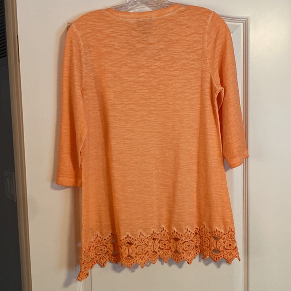Women’s Chico’s Tunic Top Size 0 - Picture 2 of 3